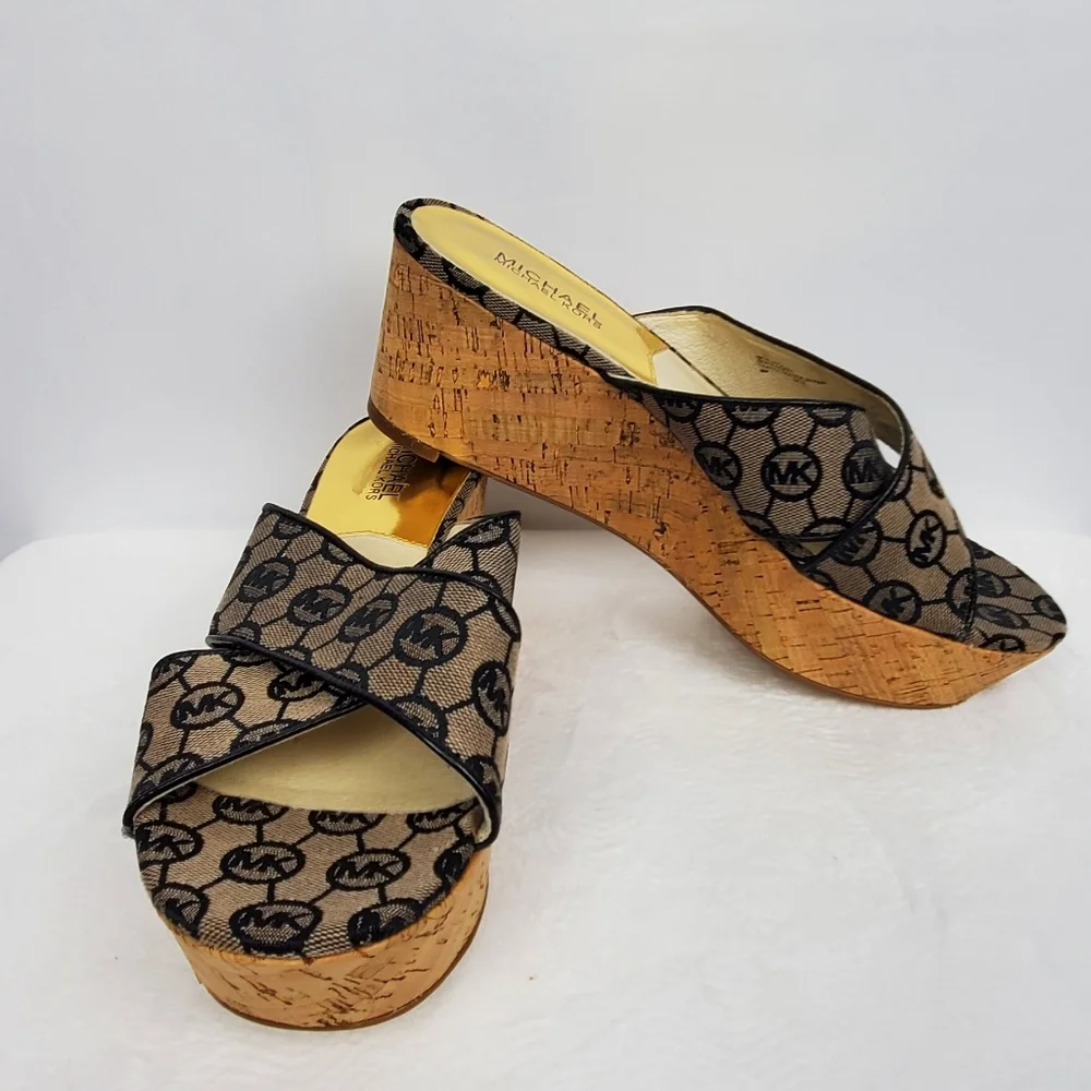 Michael Kors Wedge Heel 9